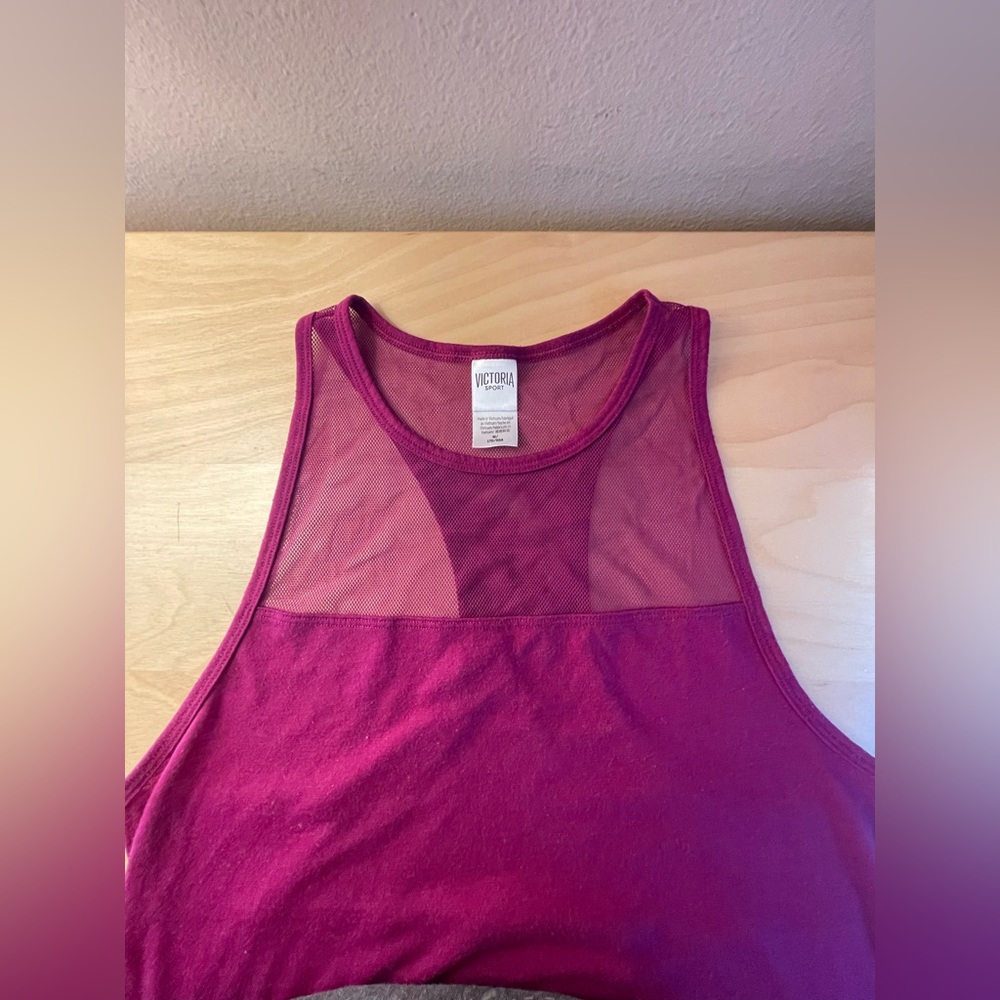 Victoria's Sport Top